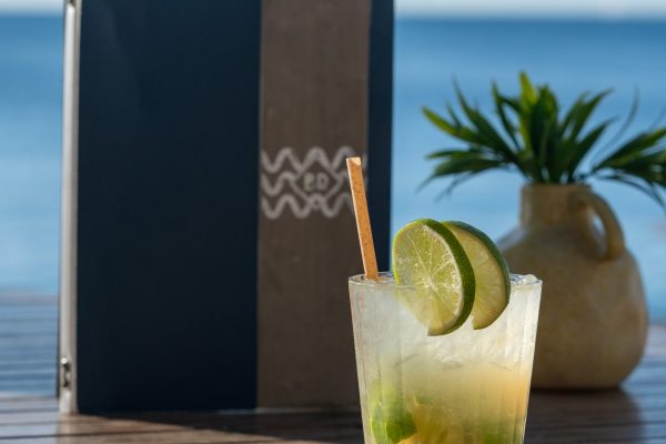 Beau Rivage Beach, Nice Lounge Bar